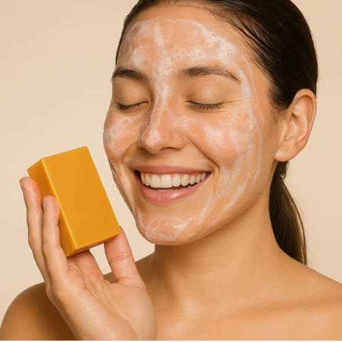 Jabón Facial de Cúrcuma Aclarante 2x1   - Despídete del Acné y las Manchas desde el Primer Uso
